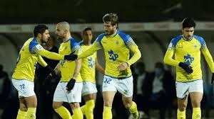 齐麟第四节伤退 新疆加时险胜福建